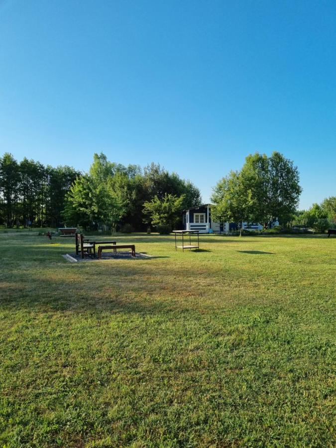 Campsite 37A - Wooden Cabins Karklė Exteriér fotografie